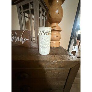 Lenox Ivory Fine China Pierced Heart & Embossed Rose Vase - 6" Gold Trim